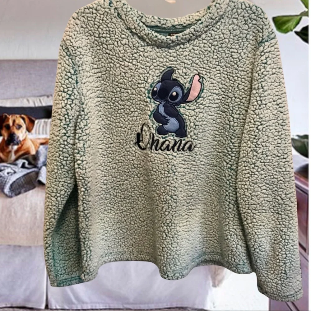 Disney Stitch Ohana Sleep Sherpa top size XL - Picture 3 of 7
